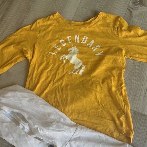 Old Navy Long Sleeve Tshirt Hoodie Bundle Set of Two Unicorn Size L 10/12 - Picture 3 of 6